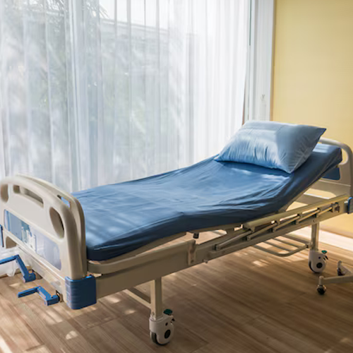 Bersama Bio Medical juga menyediakan penyewaan bed pasien berkualitas untuk kenyamanan dan keamanan.