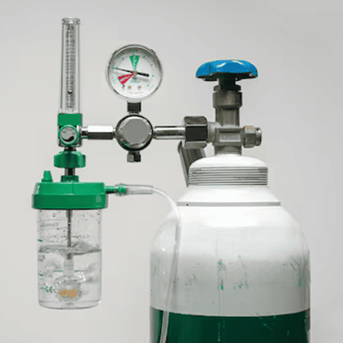 Bersama Bio Medical menawarkan layanan isi ulang oksigen termasuk tabung oksigen kecil dan besar.